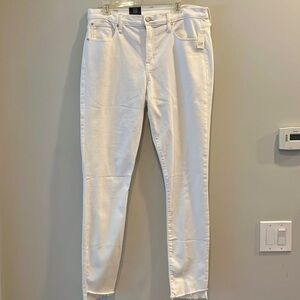 GAP women’s jeans. True skinny mid rise.  Size 33/ 16 TALL.  NWT.  White